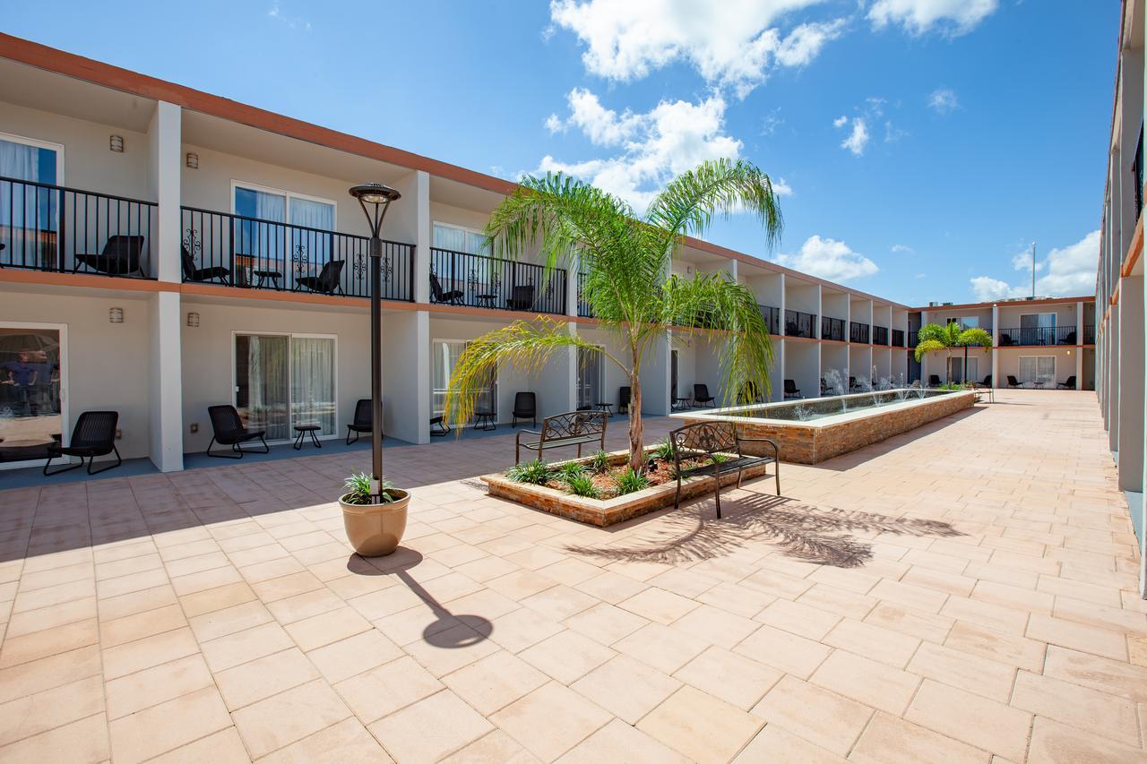 Hawthorn Suites By Wyndham Kissimmee Gateway Exterior photo